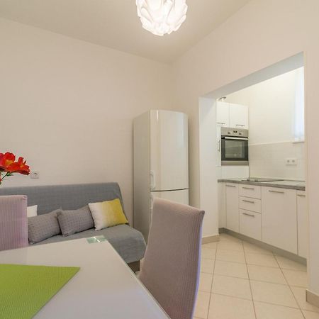 Apartments Tolic Biograd Na Moru Extérieur photo