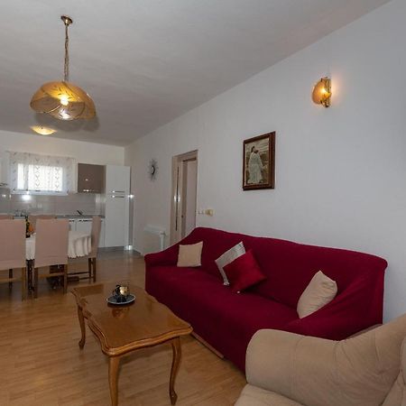 Apartments Tolic Biograd Na Moru Extérieur photo