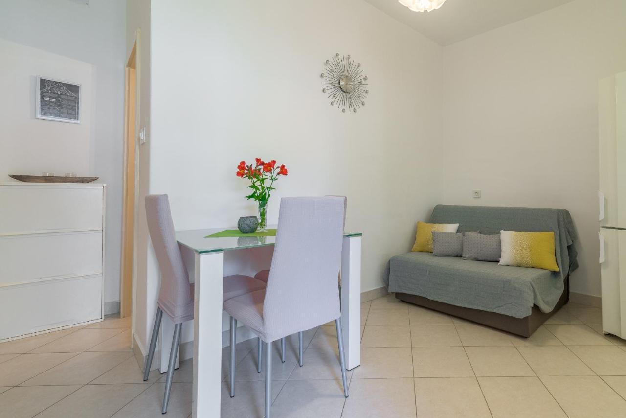 Apartments Tolic Biograd Na Moru Extérieur photo