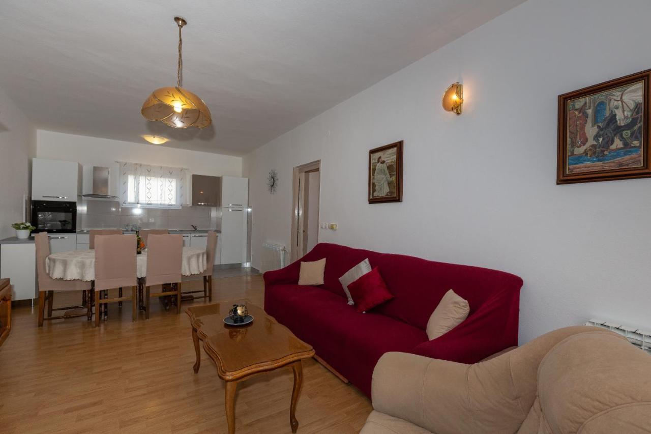 Apartments Tolic Biograd Na Moru Extérieur photo