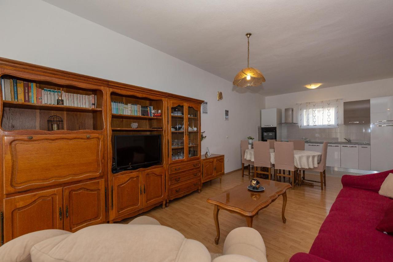 Apartments Tolic Biograd Na Moru Extérieur photo